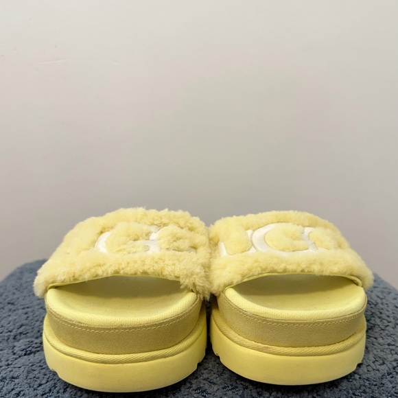 UGG Fluffy Yellow Slide Sandals - Picture 4 of 5